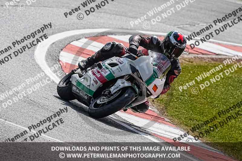 donington no limits trackday;donington park photographs;donington trackday photographs;no limits trackdays;peter wileman photography;trackday digital images;trackday photos